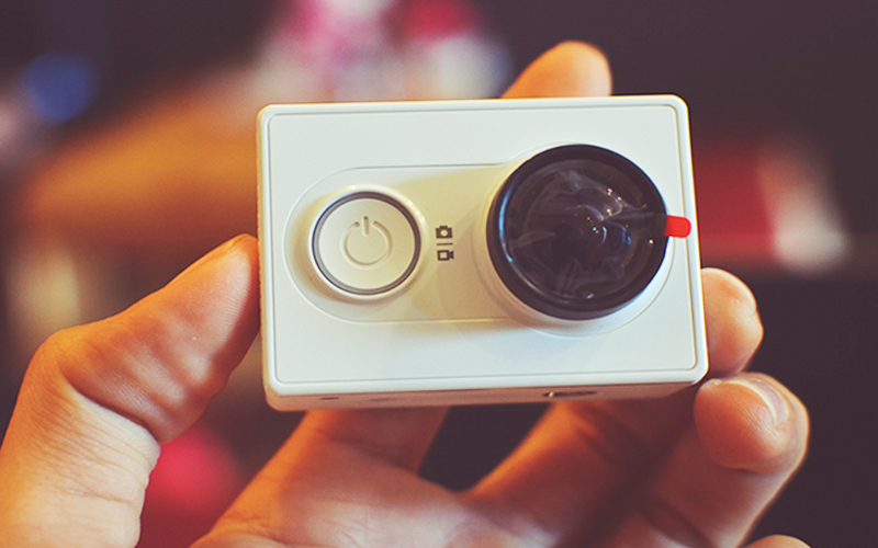 The Best Gadgets To Pack If You Are Travelling Light