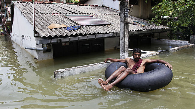What To Do If You Are Stuck In A Cyclone While Travelling