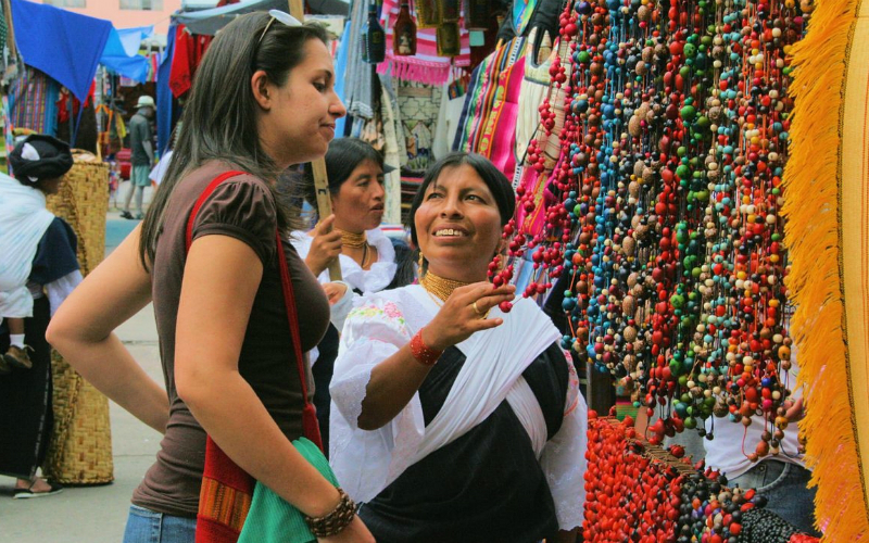 A Step-by-Step Guide To Haggling When Shopping in India