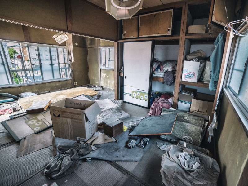 An abandoned home in the yellow zone (Pic credit: Keow Lee Loong Photography)