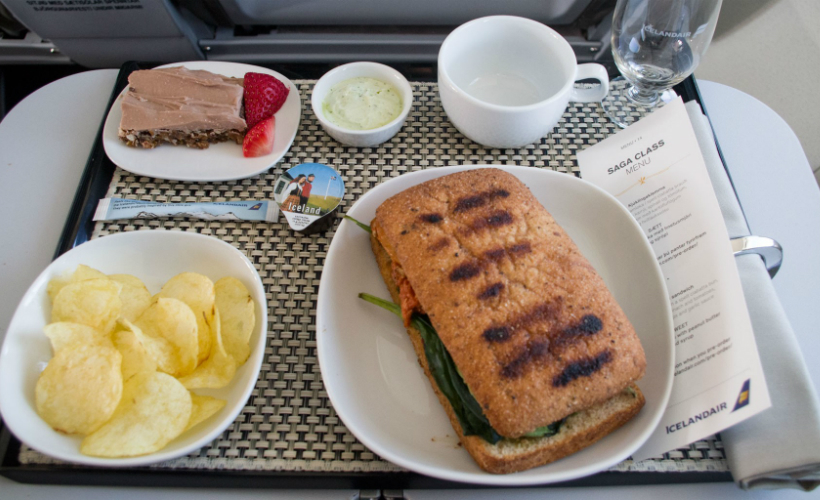 11_Icelandair