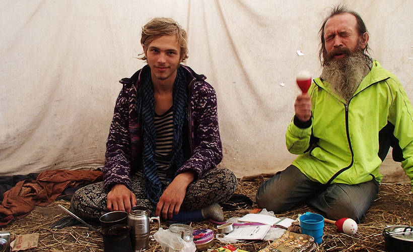 An old man serenading us in a language I don’t understand (Photo credit: Petrina Thong) 