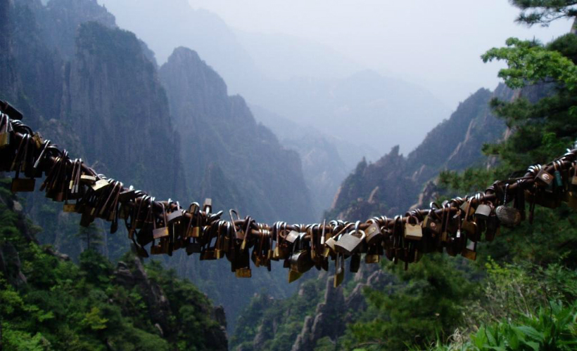 love-locks-huangshan
