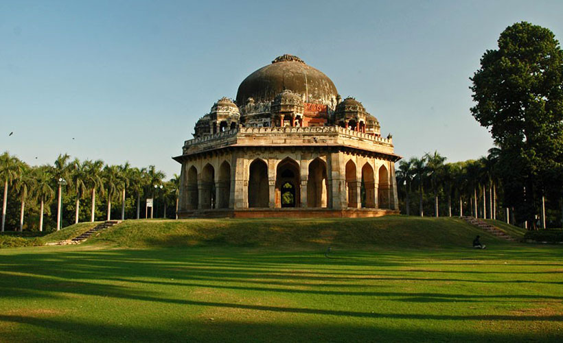 5 Scenic Running Tracks In Delhi That Are Safe For Women