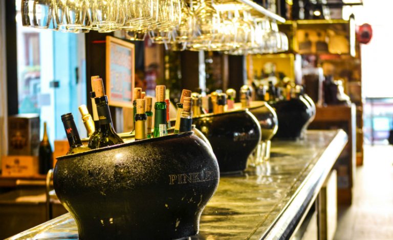 3 Things To Know About Singapore’s Bar Scene [VIDEO]