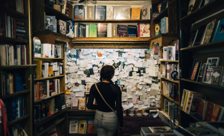 How To Let Your Teen Travel On Their Own