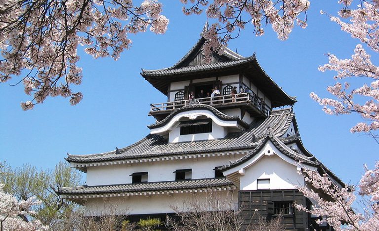 Visit Japan’s Last 12 Original-Build Castles