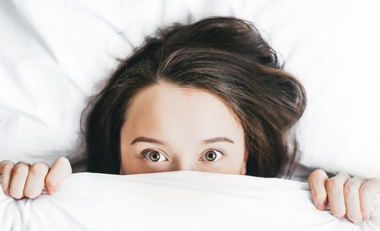 How To Get Your Sleep Back On Track After Travelling
