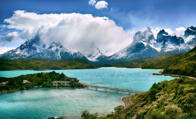 Fire & Ice Holidays: The Travel Trend To Experience The Best Of Both Worlds