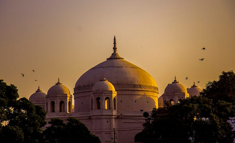 What To Buy At The Anarkali Bazaar In Pakistan