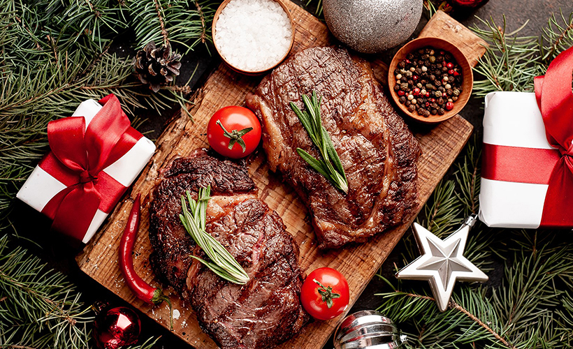 This holiday season, treat yourself and loved ones by splurging on the most luxurious fine dining courses these seven hotel restaurants have in store.