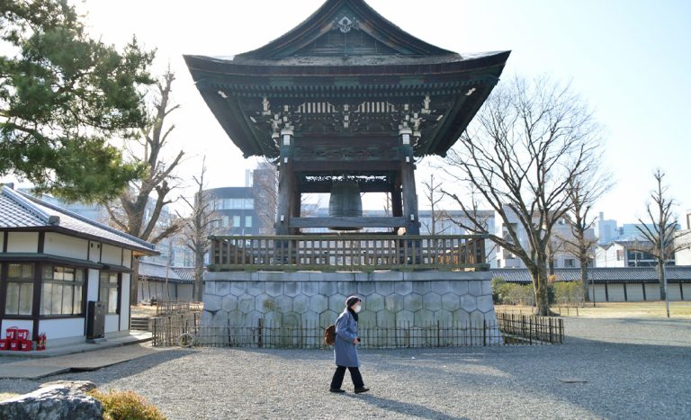 Asia Reintroduces Travel Restrictions Due To Global Omicron Spread