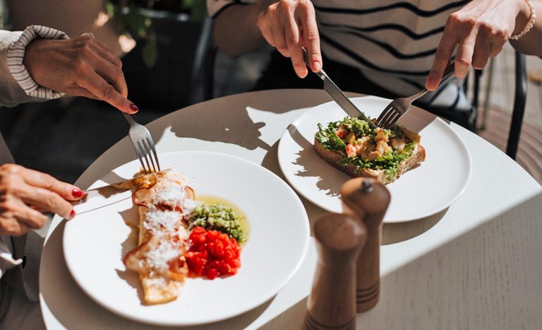 Tummy Trouble: How To Avoid Gastrointestinal Problems While Travelling