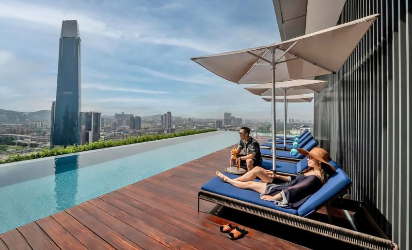 Daycation - Pool for the kids