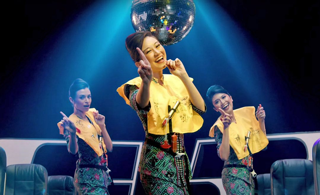 Satu Dua Tiga, Take Off! Bop to Malaysia Airlines’s Hot New Safety Video