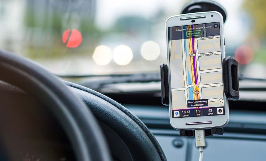 2. Share your location with loved ones and utilise solo travel apps
