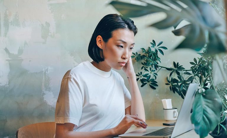 Business Travel Tips & Tricks For Women By Women