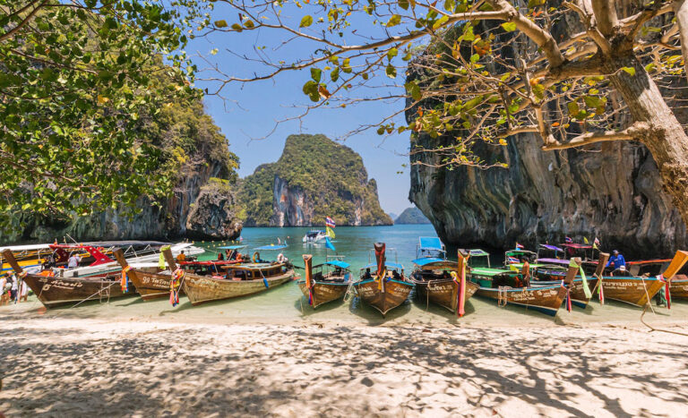 Thailand Reinstates COVID-19 Travel Requirements As China Reopens Borders
