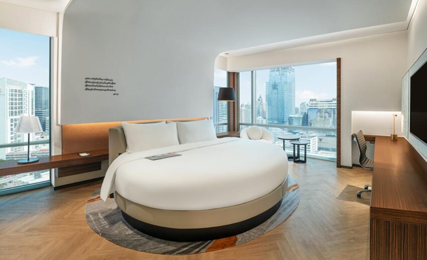 Lé Meridien Bangkok, Thailand