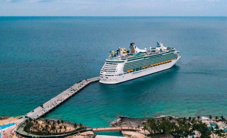 6 Reasons Why Women Travellers Should Try A Cruise