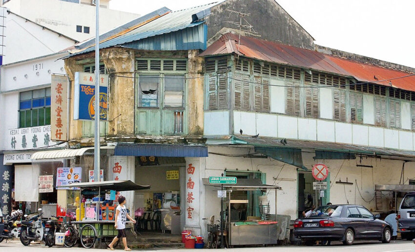 We take you on a fascinating journey through history, exploring the tales of these well-known Penang streets.
