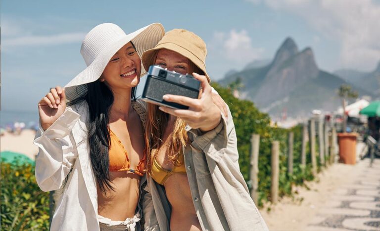 Group Trip 101: How To Travel With Friends