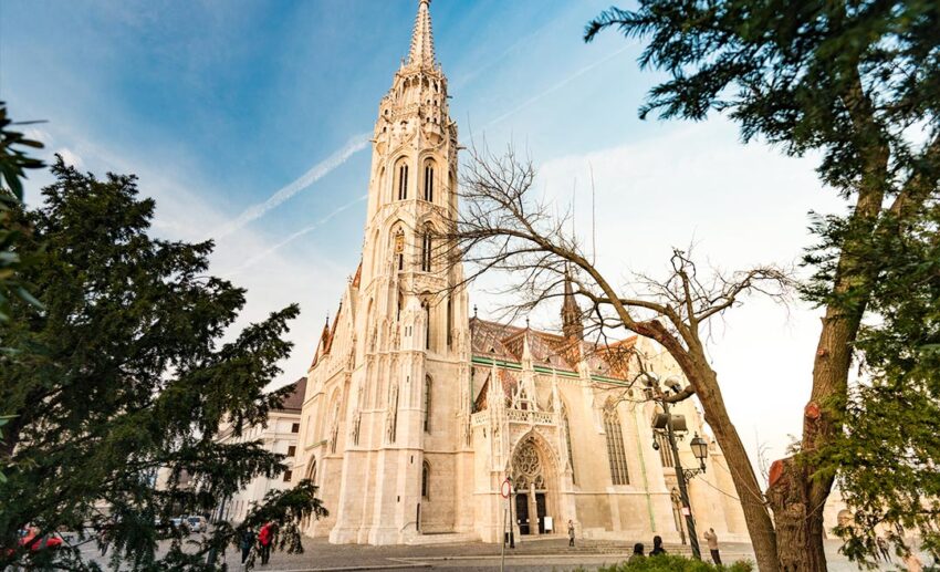 Discover the heart of Budapest through its rich history and architecture by exploring these top 10 must-visit spots.