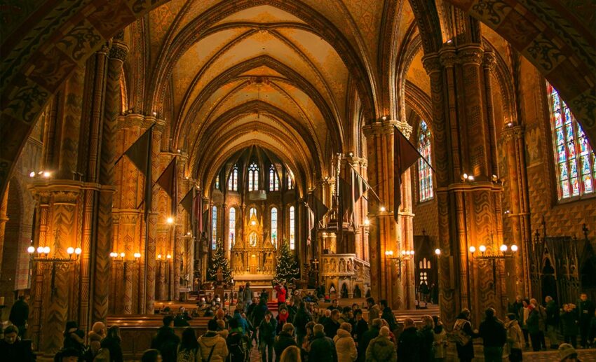 Discover the heart of Budapest through its rich history and architecture by exploring these top 10 must-visit spots.