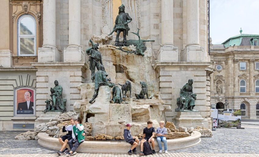 Discover the heart of Budapest through its rich history and architecture by exploring these top 10 must-visit spots.