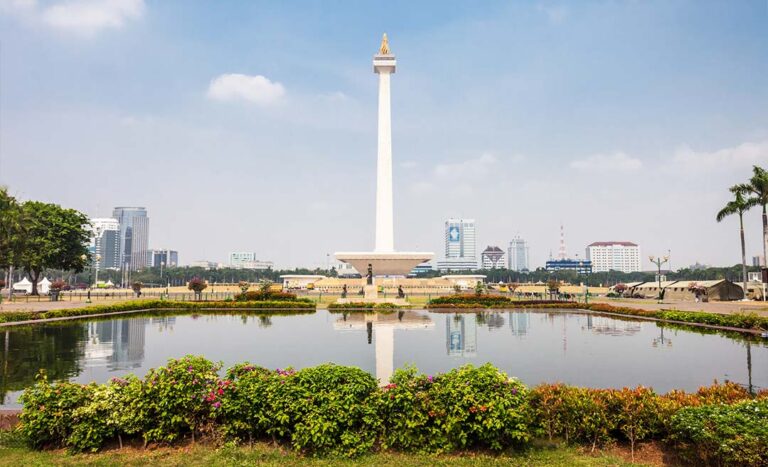 Jakarta Travel Guide: 8 Tips & Things To Know Before Going