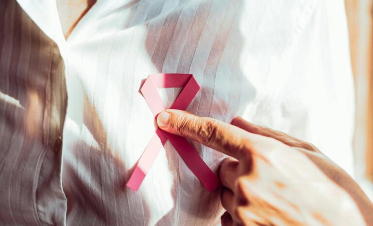 4 Breast Cancer Bloggers Tell All: What It’s Really Like With The Big ‘C’