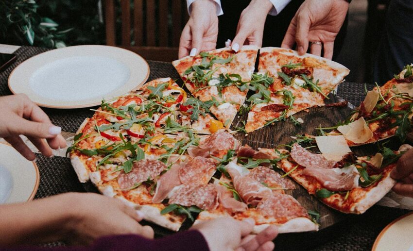 3. DIY pizza party