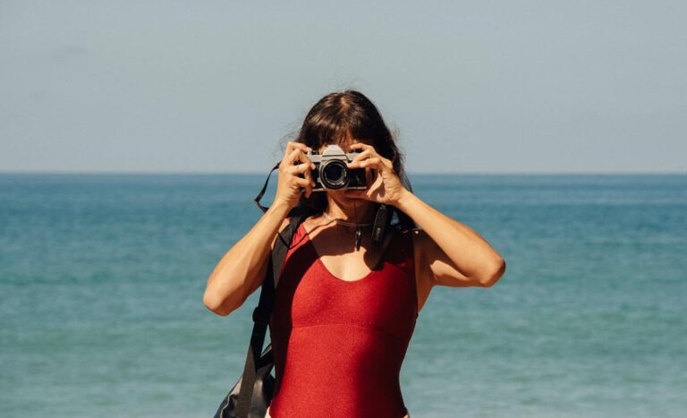 Ethical Travel Photography: A Guide To Taking Respectful Photos Of People